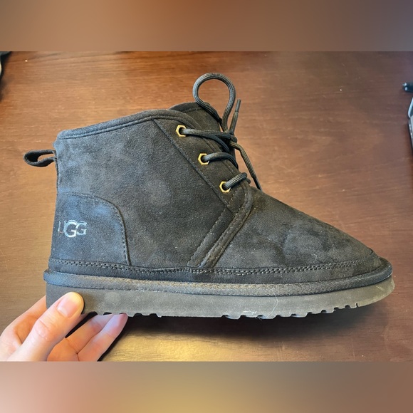 UGG men’s Neumel black boot. Size 10. - Picture 1 of 8